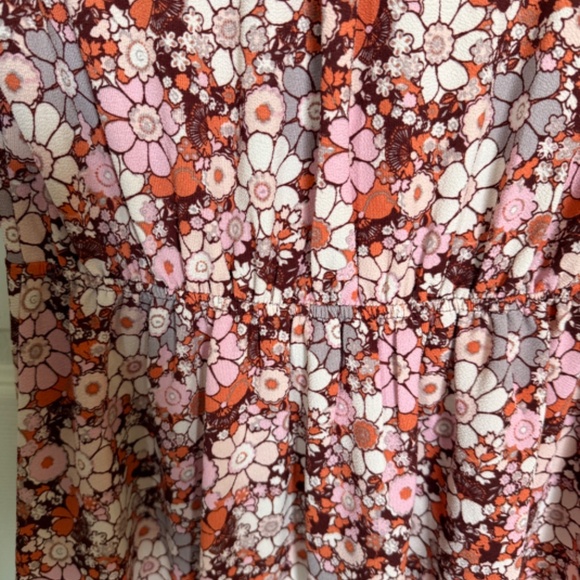 Monteau Los Angeles Floral Wrap Dress with Flutter Wing Pink Burgundy Size M - Picture 5 of 7